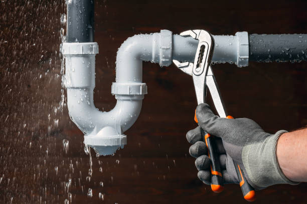 Professional Sewer Line Repair technician working in Flora, MS